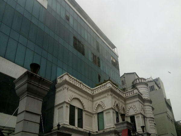 বহুতল অফিসে আগুন 