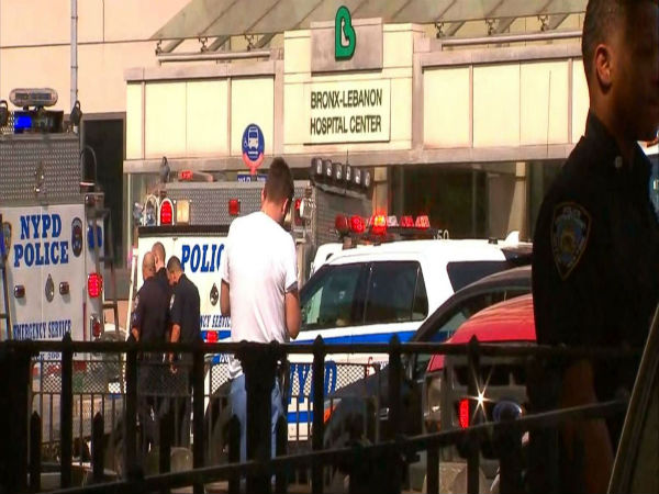 বন্দুকবাজ চিকিৎসক, নিউইয়র্কের হাসপাতালে তুলকালাম ঘটনা বন্দুকবাজ চিকিৎসক, নিউইয়র্কের হাসপাতালে তুলকালাম ঘটনা