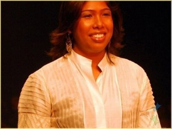 আশাবাদী ঝুলন আশাবাদী ঝুলন