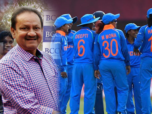 স্বপ্ন দেখাচ্ছেন ভারতীয় মেয়েরা 