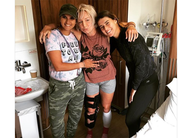 কখনও হাসপাতালে কখনও কোর্টে ফাইটার সানিয়া ফাইট শেখাচ্ছেন কখনও হাসপাতালে কখনও কোর্টে ফাইটার সানিয়া ফাইট শেখাচ্ছেন