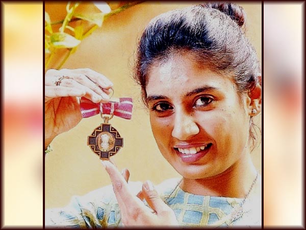 কোথায় থাকেন