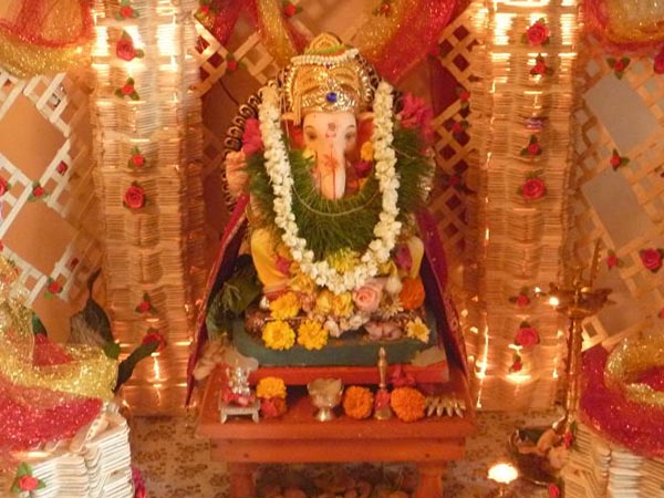 বাড়ির কোনদিকে রাখতে হবে গণেশ মূর্তি? 