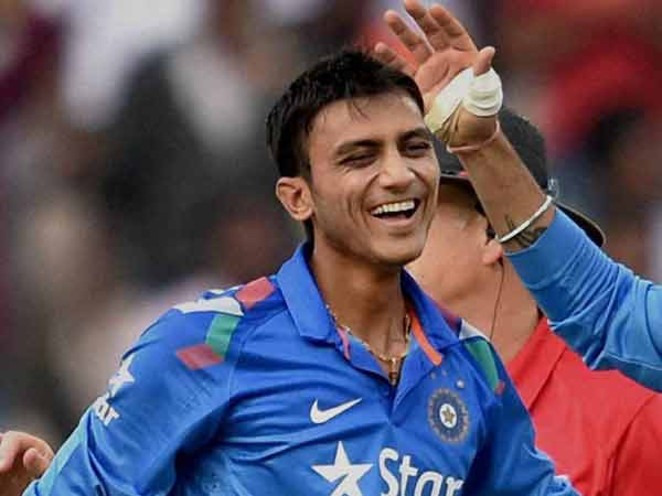 নির্বাসিত রবীন্দ্র জাদেজার জায়গায় তৃতীয় টেস্টে দলে আসতে চলেছেন কোন ক্রিকেটার, জেনে নিন
