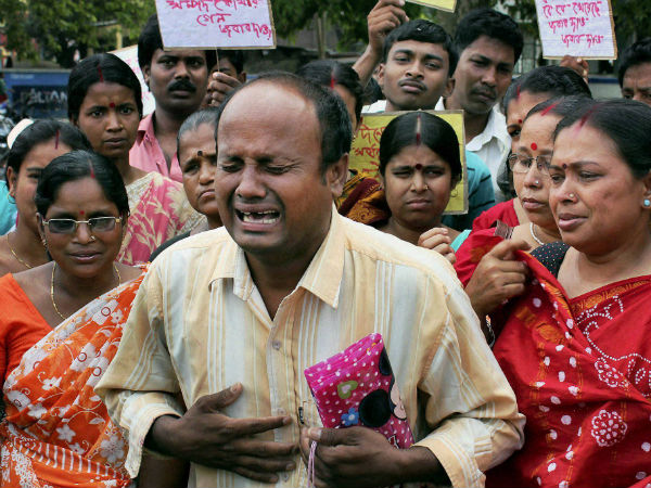 নারদ তদন্তে সারদার খোঁজ, কেন্দ্রীয় তদন্তকারী সংস্থাগুলির ওপর ক্ষুব্ধ বিচারপতি
