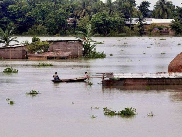 বন্যা পরিস্থিতি পরিদর্শন, দুদিনের মালদা ও দিনাজপুর সফর মুখ্যমন্ত্রীর