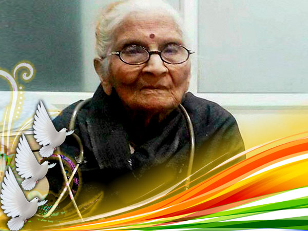 নবতিপর ডক্টর দাদি সাত দশক ধরে মানুষের সেবায় ব্রতী নবতিপর ডক্টর দাদি সাত দশক ধরে মানুষের সেবায় ব্রতী