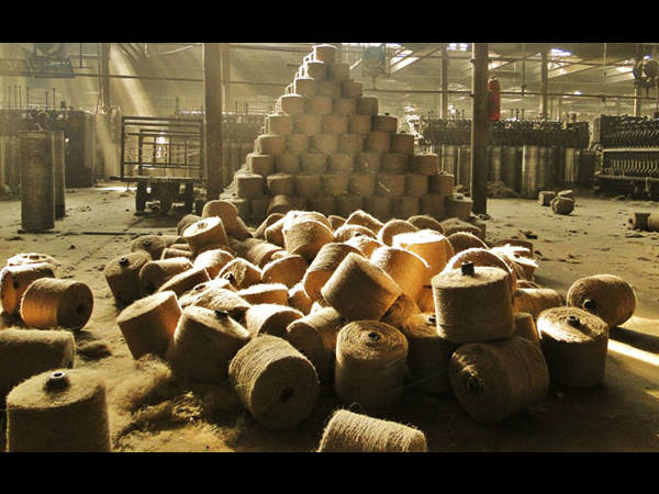 শ্রমিক অসন্তোষে বন্ধ নর্থব্রুক জুটমিল, পুজোর আগে কর্মহীন ৫ হাজার শ্রমিক শ্রমিক অসন্তোষে বন্ধ নর্থব্রুক জুটমিল, পুজোর আগে কর্মহীন ৫ হাজার শ্রমিক