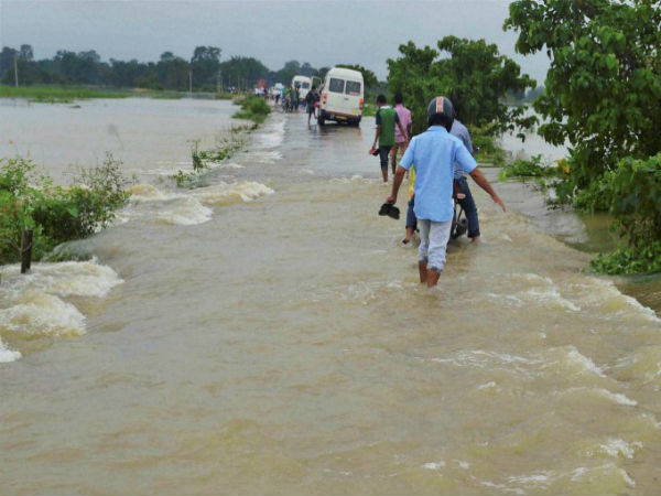 উদ্বিঘ্ন মুখ্যমন্ত্রী, এই বিষয়ে ফোনে কথা মুখ্যসচিবের সঙ্গে