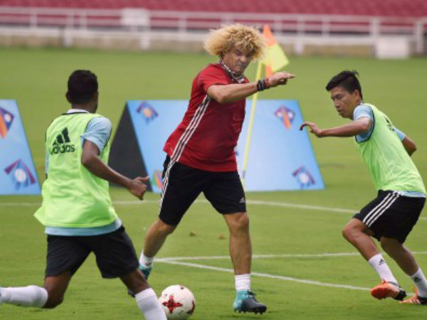 মুগ্ধ বিশ্বকাপাররা মুগ্ধ বিশ্বকাপাররা