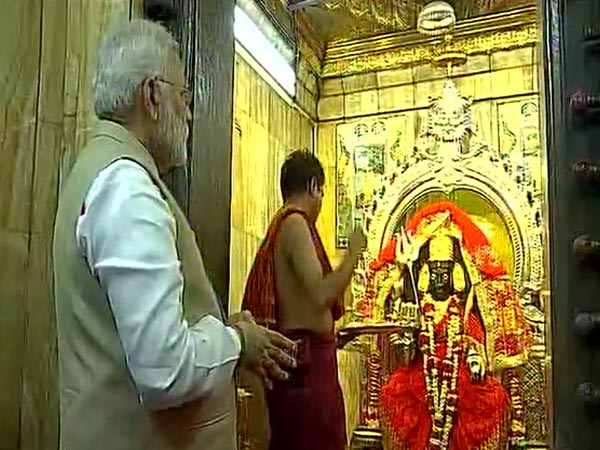 রেঙ্গুন কালিবাড়িতে পুজো রেঙ্গুন কালিবাড়িতে পুজো