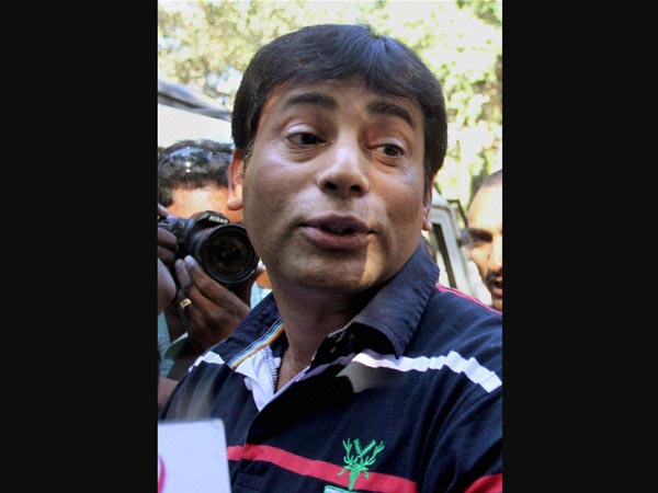 সাজা ঘোষণার সময়ে আদালতে হাসছিল আবু সালেম সাজা ঘোষণার সময়ে আদালতে হাসছিল আবু সালেম