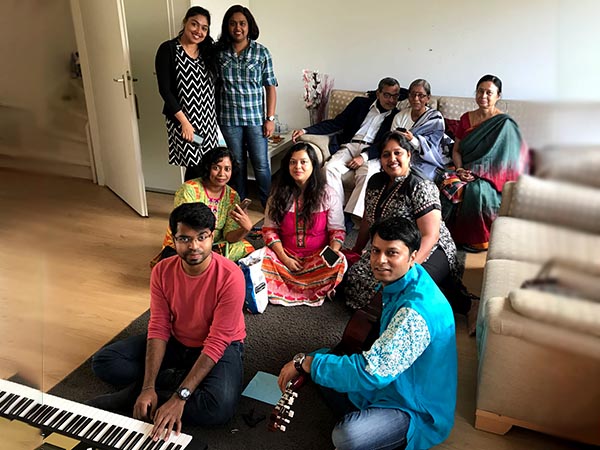 নেদারল্যান্ডসে বইবে 'আনন্দধারা' মা দুর্গার আবহনে তৈরি আমস্টালভীন নেদারল্যান্ডসে বইবে 'আনন্দধারা' মা দুর্গার আবহনে তৈরি আমস্টালভীন