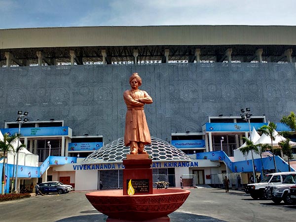 আহা তুমি সুন্দরী কত, ঝকঝকে যুবভারতীর না দেখা ছবি 