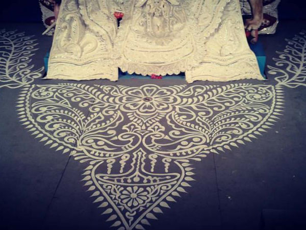 লক্ষ্মী পুজোর আল্পনা 