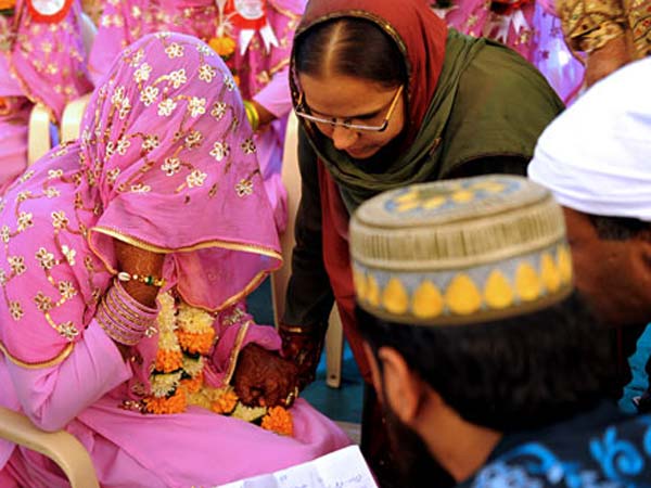  তিন তালাক রায়ের পর এবার ফের সংখ্যালঘু মহিলাদের 'উপহার' মোদীর 