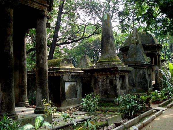 দক্ষিণ পার্ক স্ট্রিট গোরস্থান দক্ষিণ পার্ক স্ট্রিট গোরস্থান