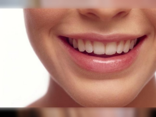 পাতলা ঠোঁট 