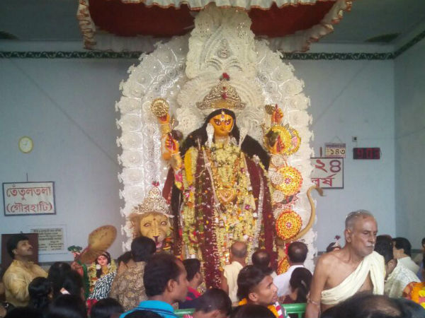 ভদ্রেশ্বর তেঁতুলতলার পুজো 