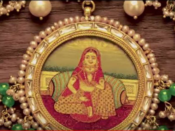 গয়নায় পাথরের ব্যবহার গয়নায় পাথরের ব্যবহার