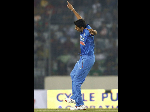আন্তর্জাতিক ক্রিকেটই নয়, খেলবেন না আইপিএলেও জানালেন নেহরা আন্তর্জাতিক ক্রিকেটই নয়, খেলবেন না আইপিএলেও জানালেন নেহরা