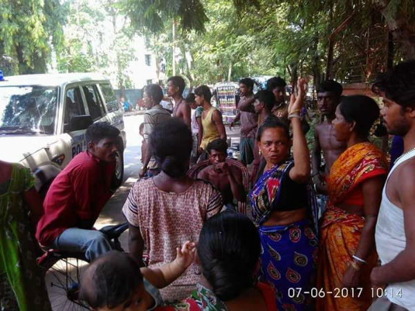 যুবভারতীতে খেলা শুরু আগে উচ্ছেদ বিরোধী বিক্ষোভ-মিছিল শিয়ালদায়