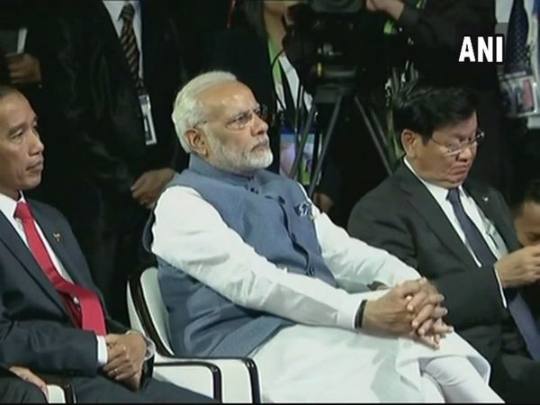 চিনকে ঠেকাতে ভারতকে চায় আমেরিকা