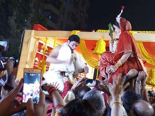 বর বড় না বউ বর বড় না বউ