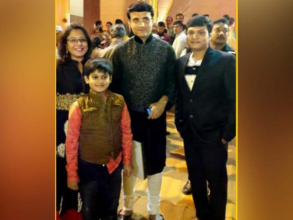 গৌরবের বিয়েতে আমন্ত্রিত সৌরভ গৌরবের বিয়েতে আমন্ত্রিত সৌরভ