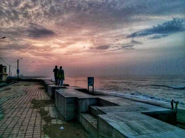 'বন্ধুত্ব'-কে মিস করেন, তাহলে পড়ুন এই অসামান্য কাহিনি