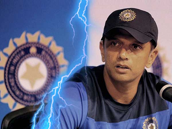 বিরাটের 'ইয়ো ইয়ো'-তে না , বোর্ডকে বুড়ো আঙুল দ্রাবিড়ের বিরাটের 'ইয়ো ইয়ো'-তে না , বোর্ডকে বুড়ো আঙুল দ্রাবিড়ের