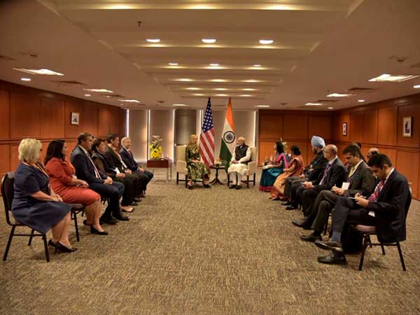 জিই সামিটের ফাঁকে ইভাঙ্কার সঙ্গে বৈঠক প্রধানমন্ত্রী মোদীর 