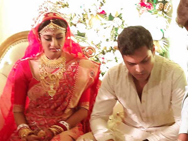 খাতায় কলমে বিয়ে খাতায় কলমে বিয়ে
