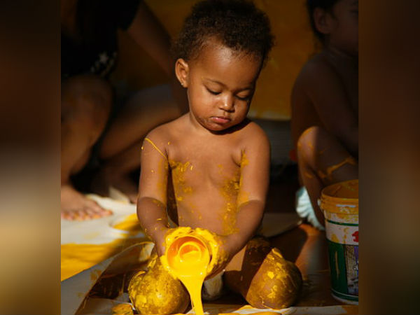 ফেব্রুয়ারি-র শিশু