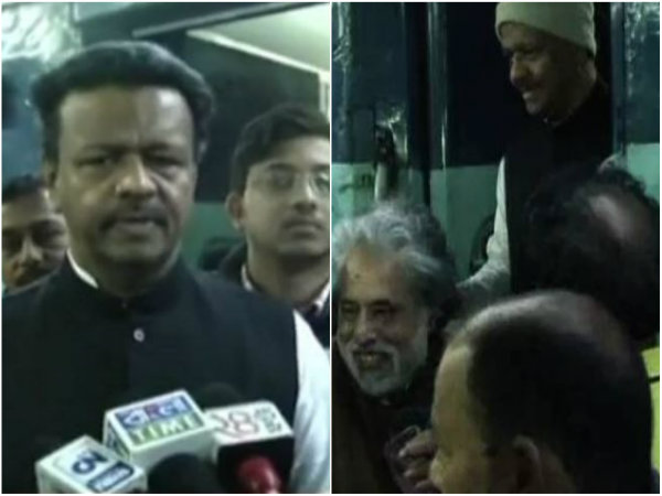 আফরাজুলের বাড়িতে তৃণমূল সাংসদ ও মন্ত্রীরা আফরাজুলের বাড়িতে তৃণমূল সাংসদ ও মন্ত্রীরা