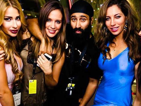 ধনু রাশি (নভেম্বর ২২- ডিসেম্বর ১৯) 