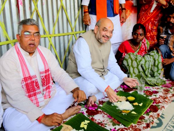 বাংলায় ধর্মীয় মেরুকরণের তাস