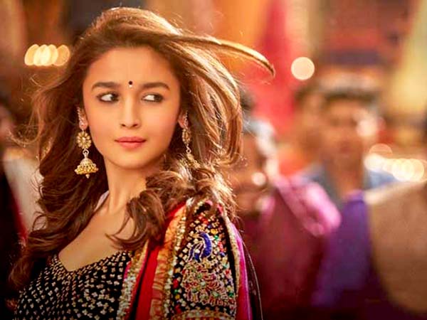দুলহনিয়া আলিয়া দুলহনিয়া আলিয়া