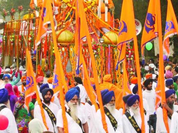 গুরুনানক-এর জন্মদিবস