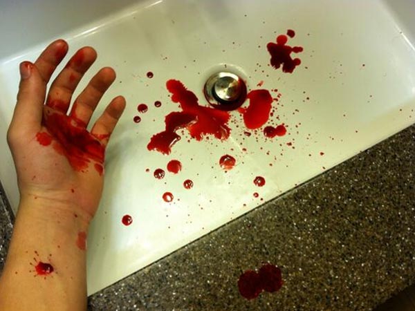  রক্তে ভয় 