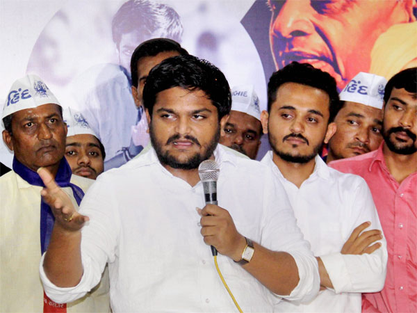 এক্সিট পোলের ফলাফল নিয়ে মুখ খুললেন হার্দিক এক্সিট পোলের ফলাফল নিয়ে মুখ খুললেন হার্দিক