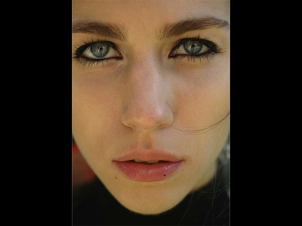 ঠোঁটে তিল 