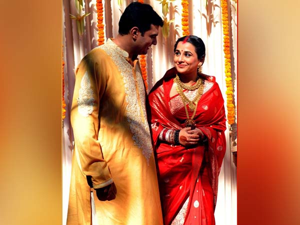 বিদ্যা বালনের বিয়ের পোশাক বিদ্যা বালনের বিয়ের পোশাক