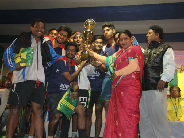 খেলা-ধূলার অভিনব মহা উৎসব, স্পোর্টস কার্নিভালে মাততে তৈরি সোনারপুর খেলা-ধূলার অভিনব মহা উৎসব, স্পোর্টস কার্নিভালে মাততে তৈরি সোনারপুর