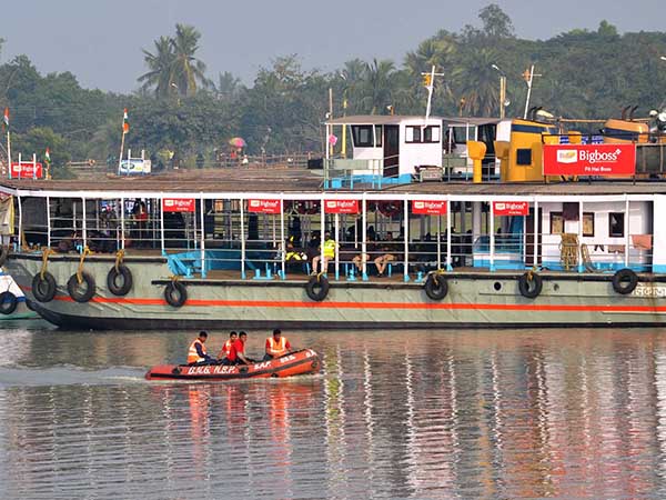 ভেসেলে জিপিএস প্রযুক্তি
