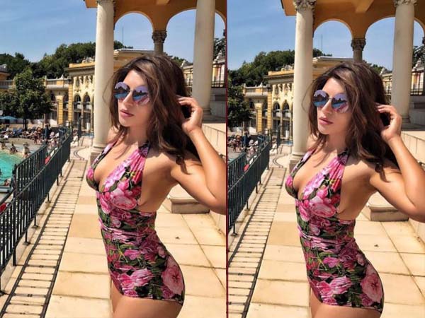 ১৯৯৯ সালে আমির খানের সঙ্গে অভিনয় ১৯৯৯ সালে আমির খানের সঙ্গে অভিনয়