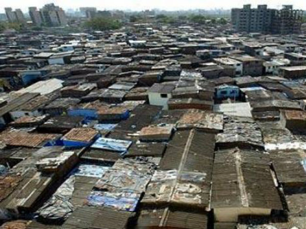 বস্তির অবস্থা তুলে ধরা