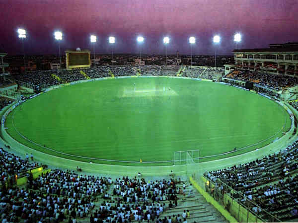 দ্য পিচ দ্য পিচ