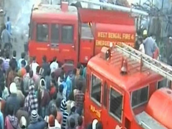  কুয়াশা ঢাকা শহরে একাধিক দুর্ঘটনা, মৃত ১, আহত ১