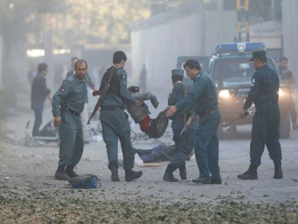 কাবুলে আত্মঘাতী জঙ্গি হানা, মৃত ৪০, আহত কমপক্ষে ১৪০
